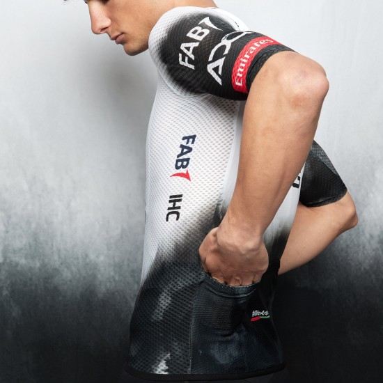 Abbigliamento uomo UAE Team Emirates 2025 Magistrale Maglia Pissei Light Abbigliamento uomo UAE Team Emirates 2025 Magistrale Maglia Pissei Light