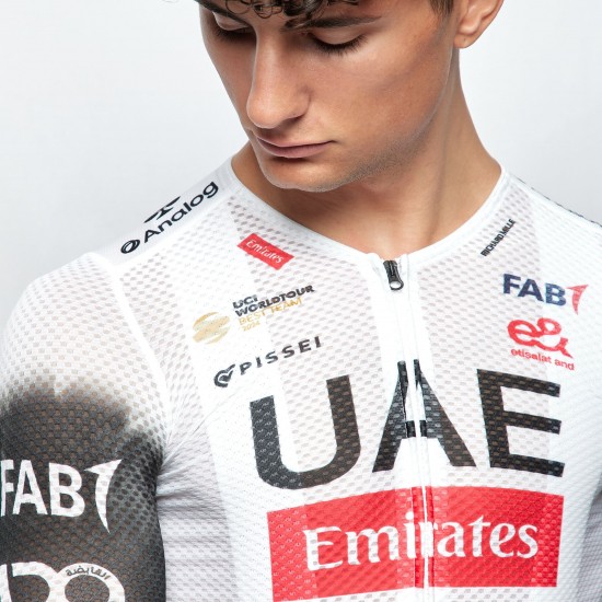 Abbigliamento uomo UAE Team Emirates 2025 Magistrale Maglia Pissei Light Abbigliamento uomo UAE Team Emirates 2025 Magistrale Maglia Pissei Light